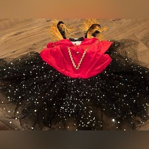 Cute ringmaster costume!